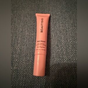 The Pout Volumizing Lip Serum - Sparkling Rose